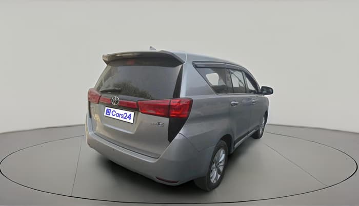 2018 Toyota Innova Crysta 2.4 GX 7 STR, Diesel, Manual, 1,30,347 km, exterior