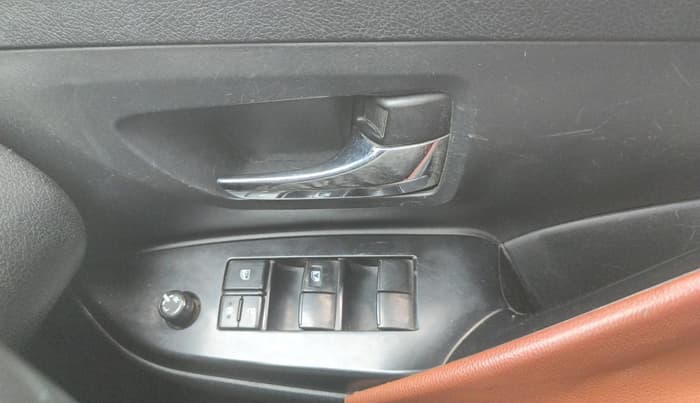 2018 Toyota Innova Crysta 2.4 GX 7 STR, Diesel, Manual, 1,30,347 km, interior