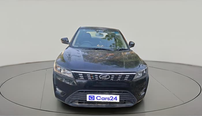2022 Mahindra XUV300 W4 1.2 PETROL, Petrol, Manual, 35,687 km, exterior