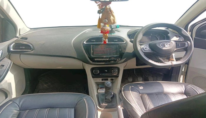2022 Tata Tiago XZ PLUS CNG, CNG, Manual, 43,614 km, interior