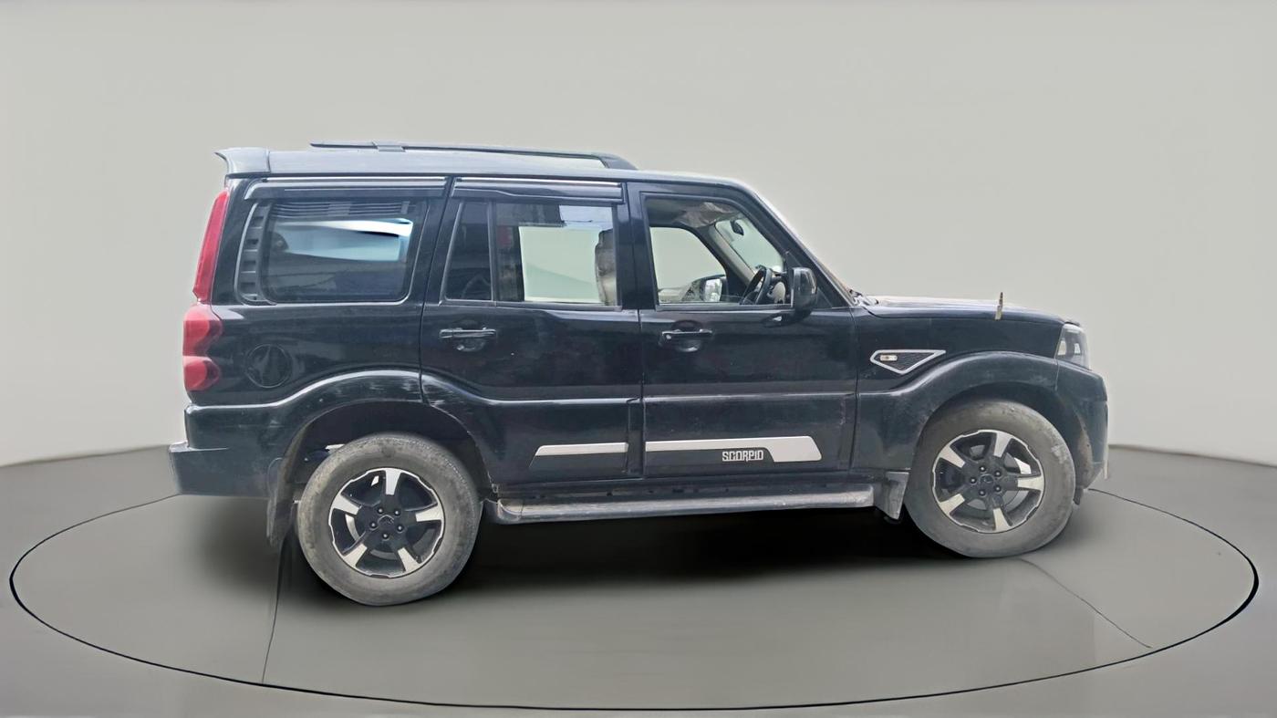 2024 Mahindra SCORPIO CLASSIC S 7STR, Diesel, Manual, 56,646 km, exterior