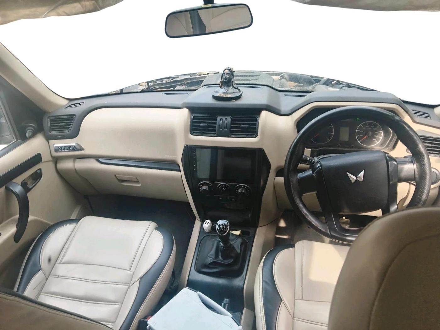 2024 Mahindra SCORPIO CLASSIC S 7STR, Diesel, Manual, 56,646 km, interior