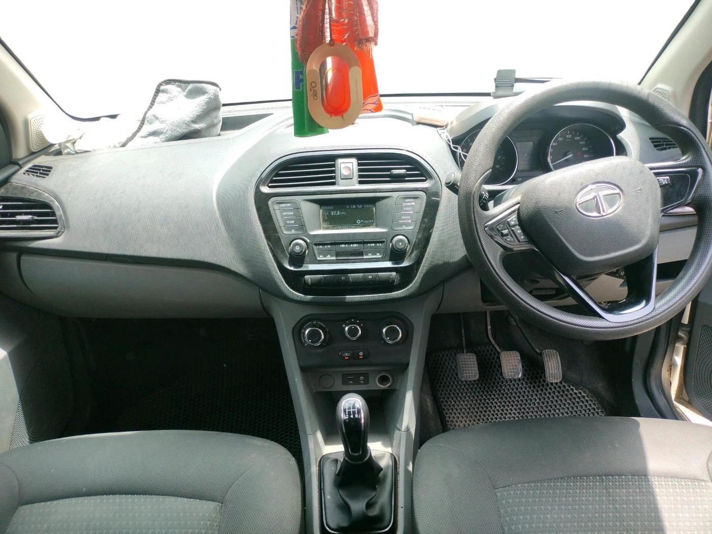 2018 Tata TIGOR XT PETROL, Petrol, Manual, 61,520 km, interior