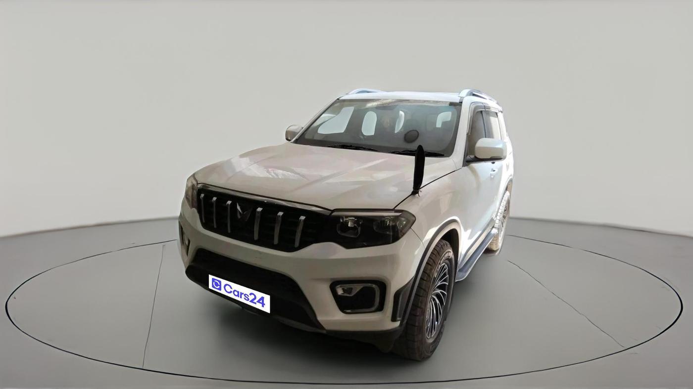 2023 Mahindra SCORPIO-N Z2 PETROL MT 7 STR, Petrol, Manual, 32,663 km, exterior