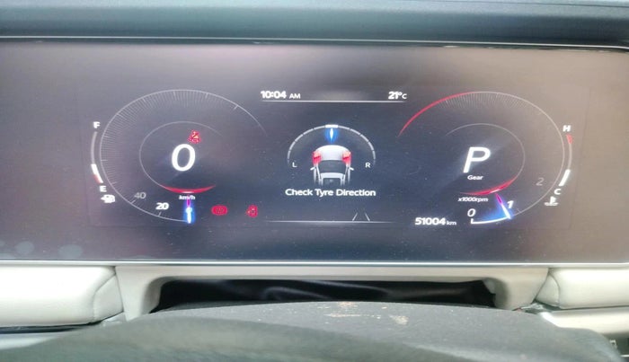 2021 Mahindra XUV700 AX 7 P AT 7 STR, Petrol, Automatic, 51,004 km, interior