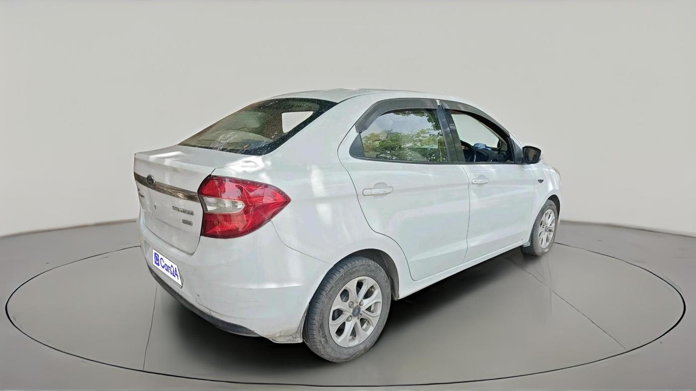 2017 Ford Figo Aspire TITANIUM1.5 DIESEL, Diesel, Manual, 1,52,074 km, exterior
