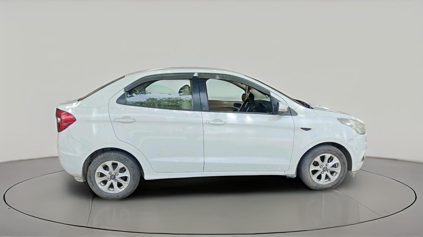 2017 Ford Figo Aspire TITANIUM1.5 DIESEL, Diesel, Manual, 1,52,074 km, exterior