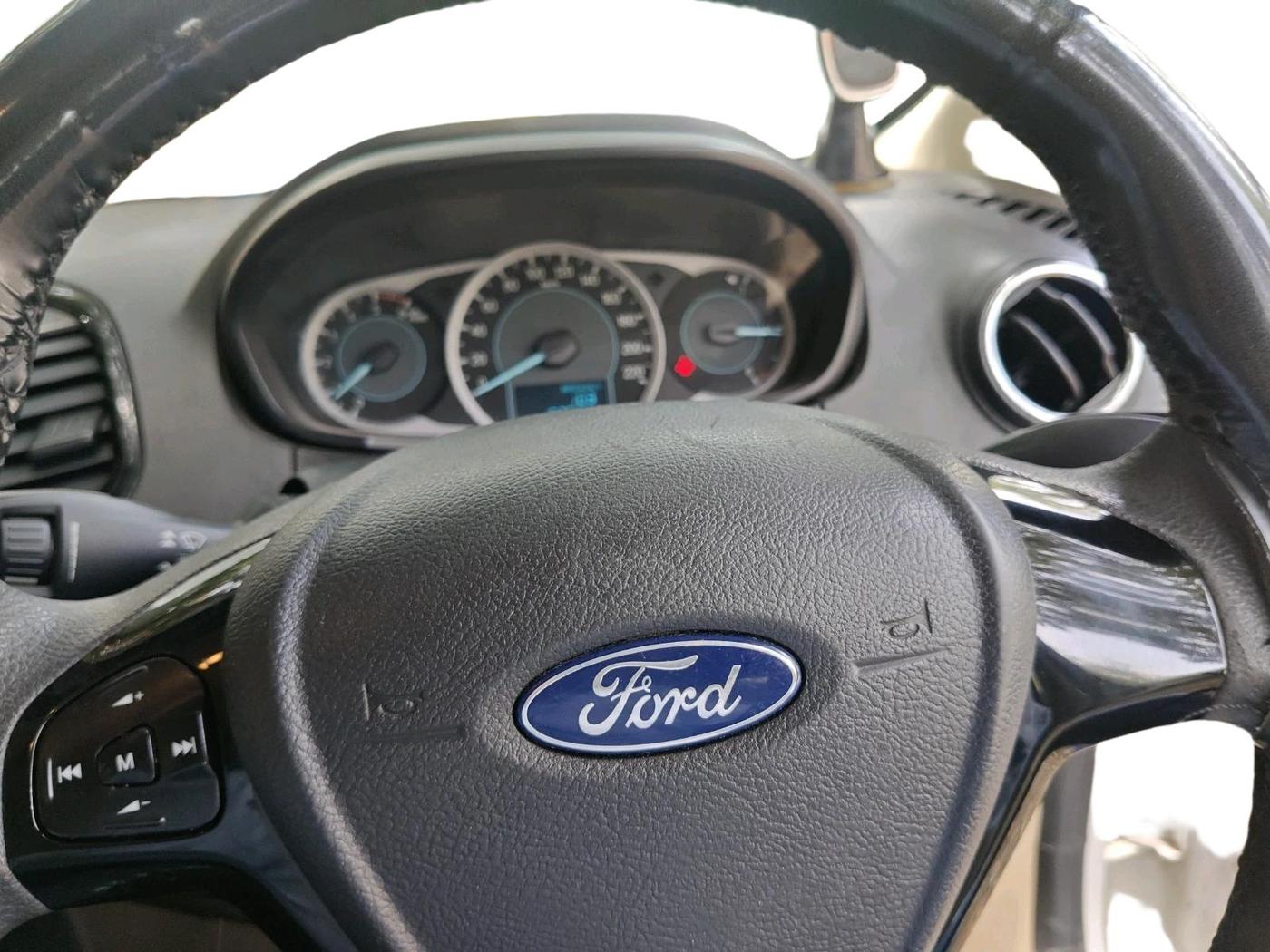 2017 Ford Figo Aspire TITANIUM1.5 DIESEL, Diesel, Manual, 1,52,074 km, interior