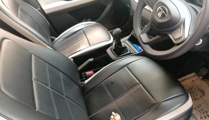 2025 Tata PUNCH PURE MT, Petrol, Manual, 1,296 km, interior