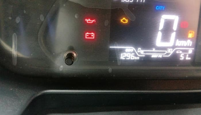 2025 Tata PUNCH PURE MT, Petrol, Manual, 1,296 km, interior
