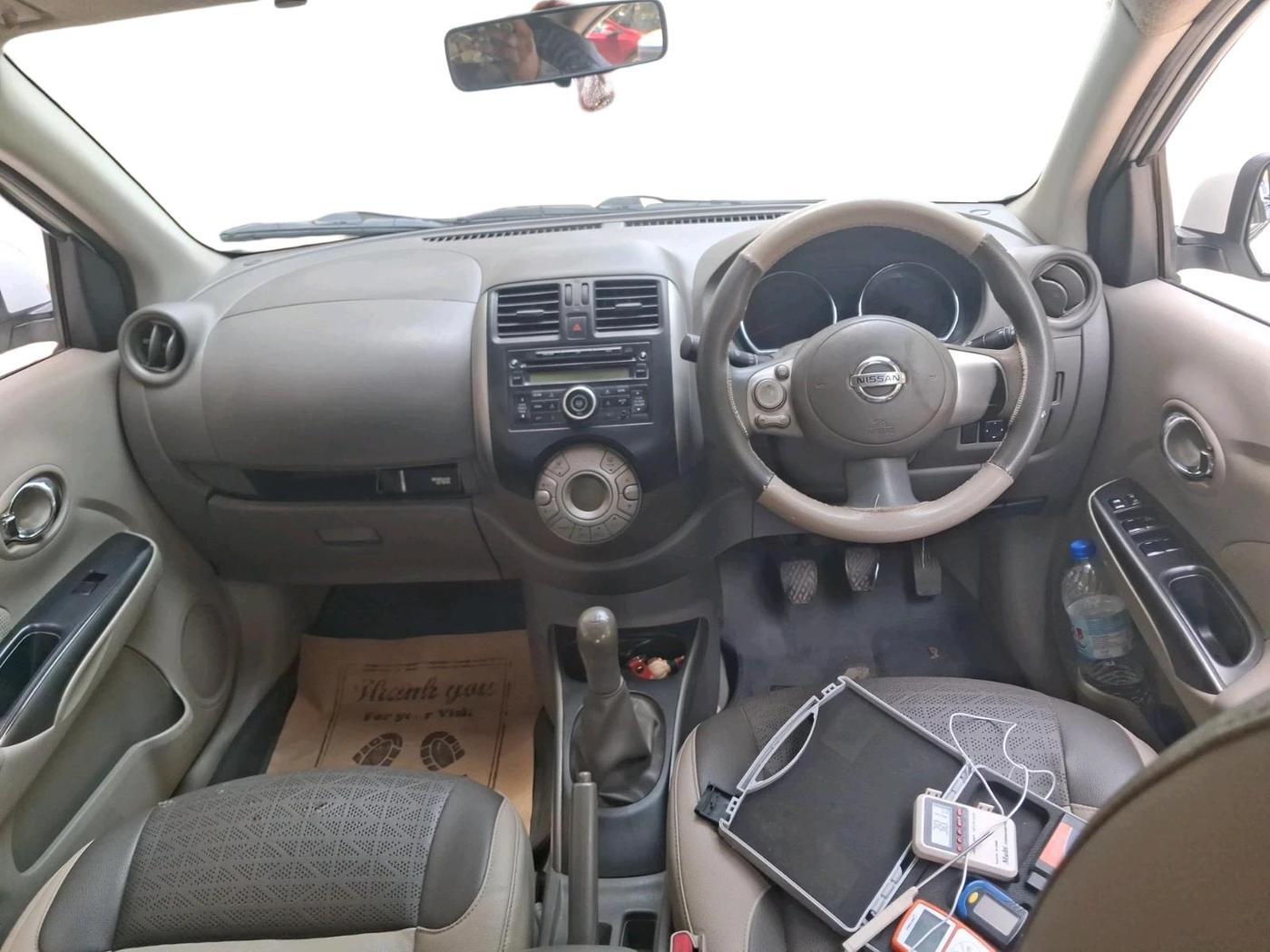 2011 Nissan Sunny XV PETROL, Petrol, Manual, 1,91,822 km, interior