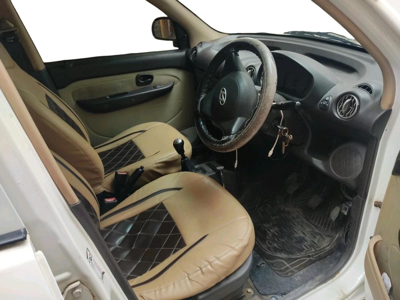 2013 Hyundai Santro Xing GL PLUS, CNG, Manual, 1,38,739 km, interior