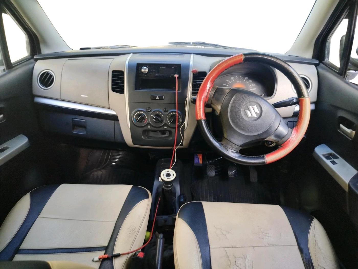 2013 Maruti Wagon R 1.0 LXI, CNG, Manual, 1,10,067 km, interior