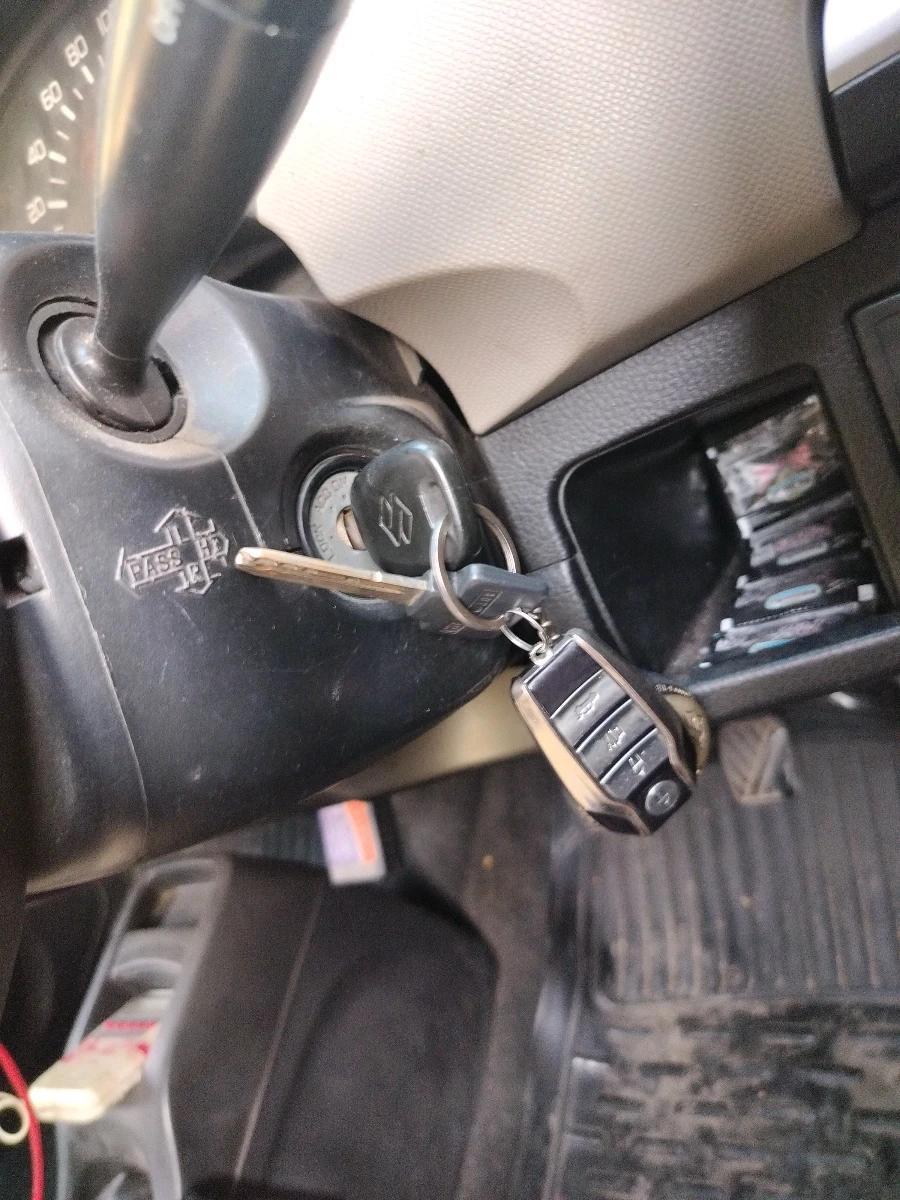 2013 Maruti Wagon R 1.0 LXI, CNG, Manual, 1,10,067 km, interior