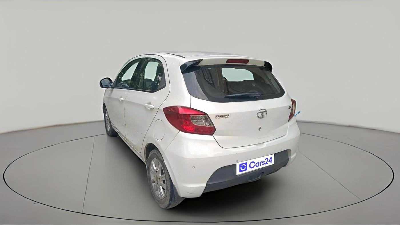 2017 Tata Tiago XZA PETROL, Petrol, Automatic, 88,267 km, exterior