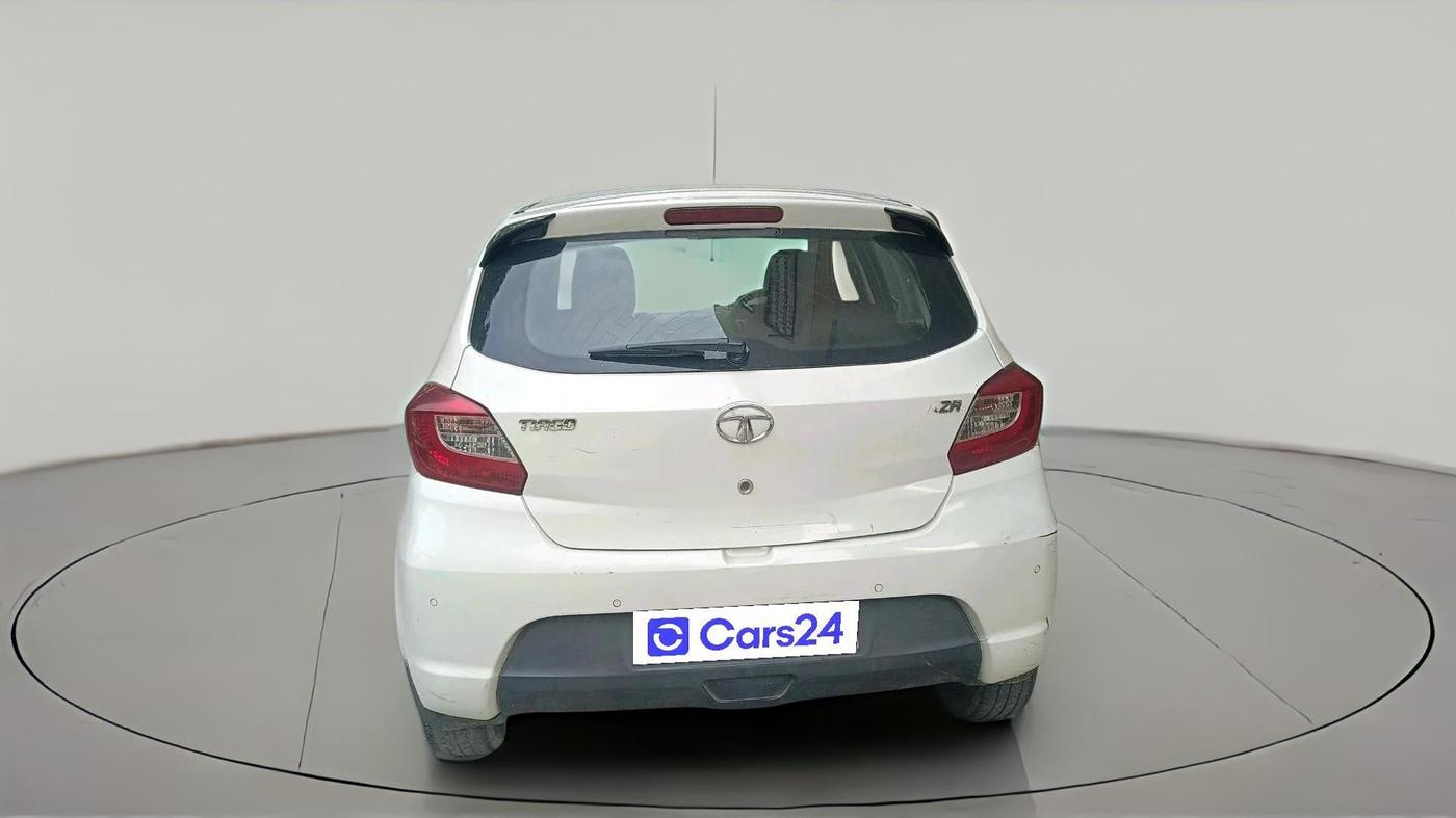 2017 Tata Tiago XZA PETROL, Petrol, Automatic, 88,267 km, exterior