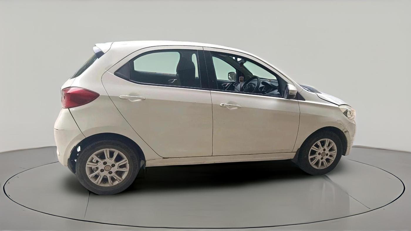 2017 Tata Tiago XZA PETROL, Petrol, Automatic, 88,267 km, exterior