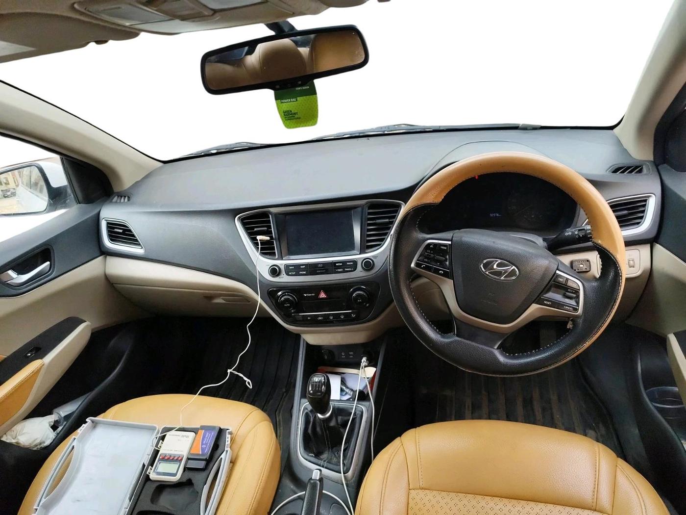2017 Hyundai Verna 1.6 VTVT SX, CNG, Manual, 92,376 km, interior