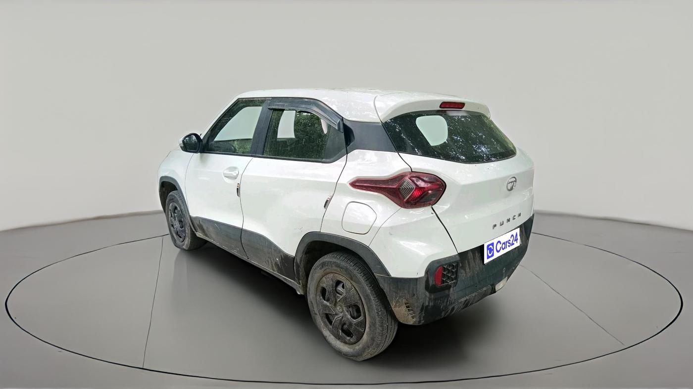 2022 Tata PUNCH ADVENTURE AMT, CNG, Automatic, 53,771 km, exterior
