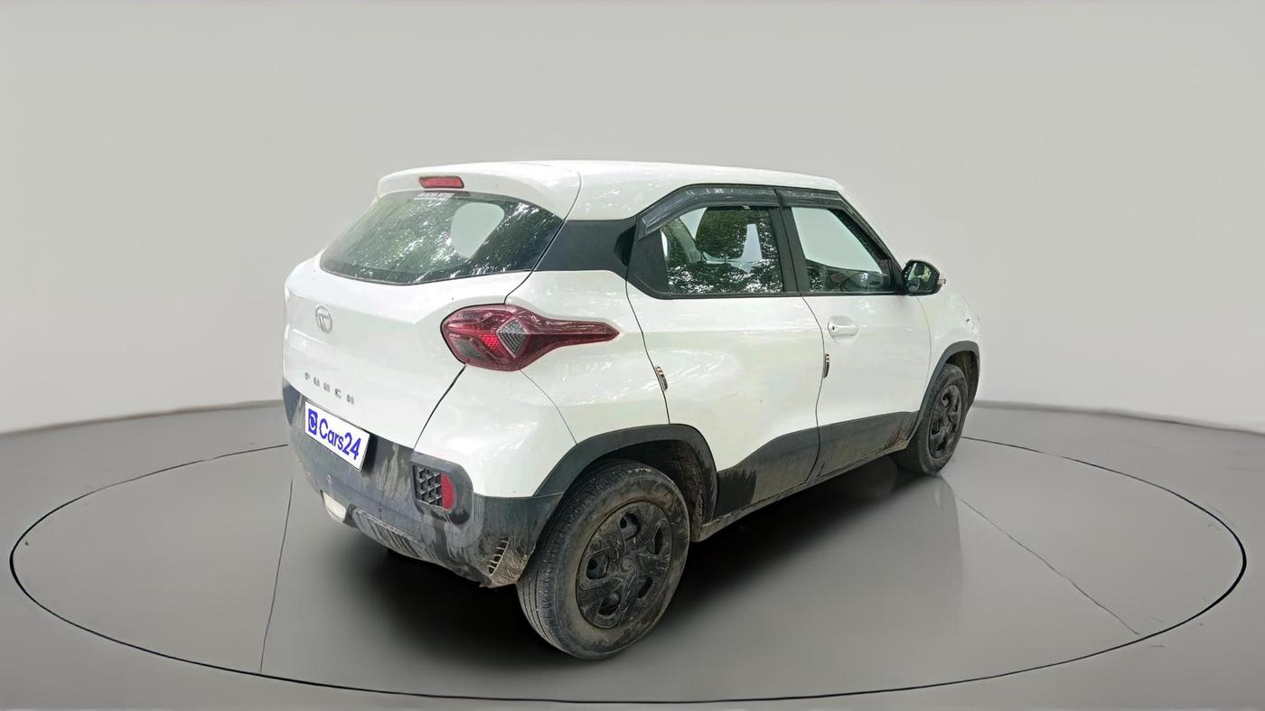 2022 Tata PUNCH ADVENTURE AMT, CNG, Automatic, 53,771 km, exterior
