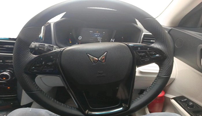 2024 Mahindra XUV 3XO AX5 1.5 Turbo Diesel, Diesel, Manual, 33,197 km, interior