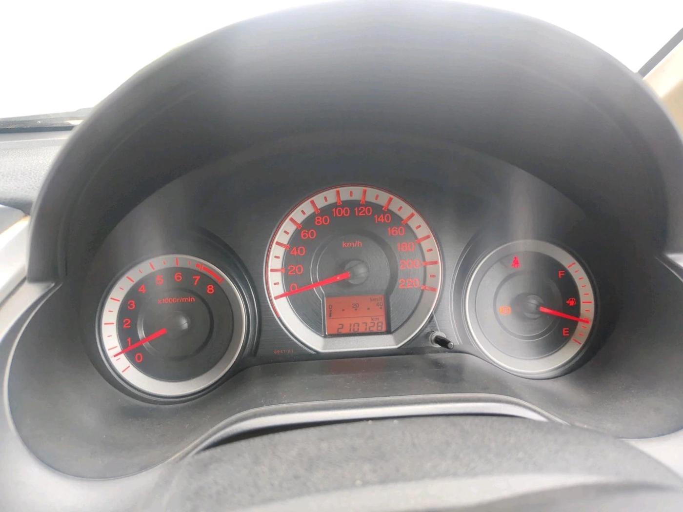 2011 Honda City 1.5L I-VTEC S MT, Petrol, Manual, 2,10,728 km, interior