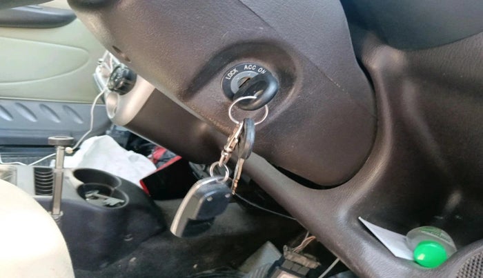 2011 Hyundai Santro Xing GL PLUS, CNG, Manual, 1,21,621 km, interior