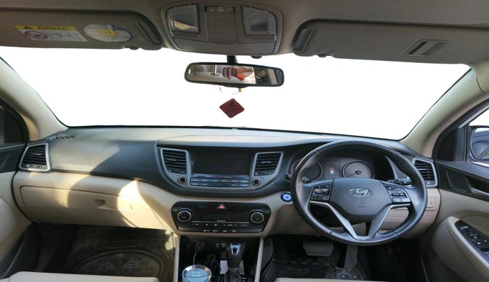 2018 Hyundai Tucson GLS 2WD AT PETROL, Petrol, Automatic, 1,03,947 km, interior