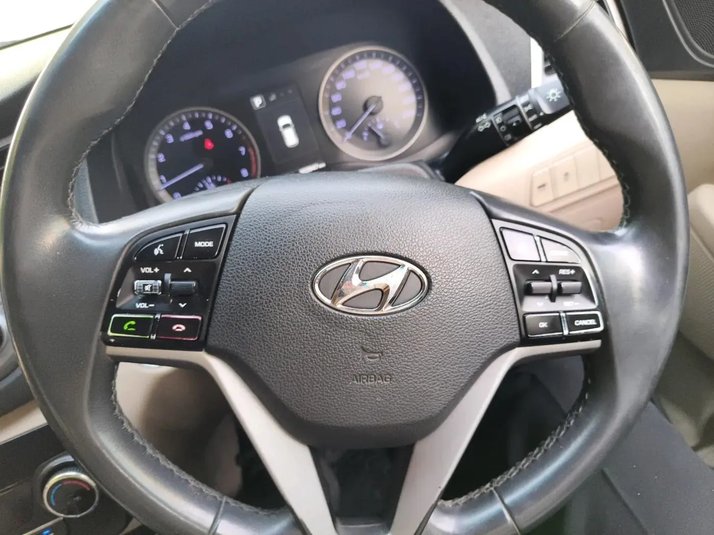 2018 Hyundai Tucson GLS 2WD AT PETROL, Petrol, Automatic, 1,03,947 km, interior