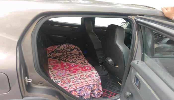 2016 Renault Kwid RXT 1.0 AMT, Petrol, Automatic, 46,203 km, interior