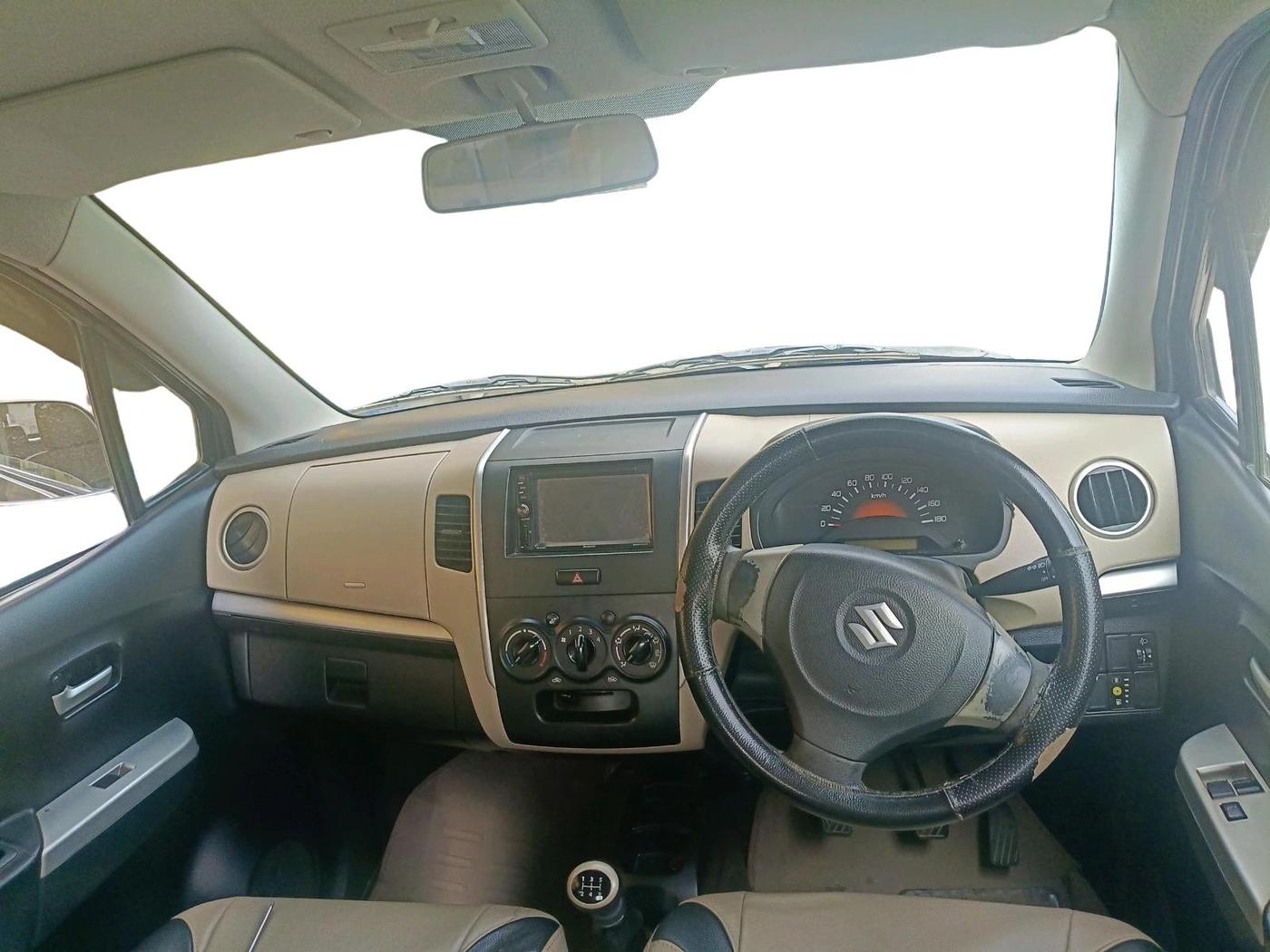 2018 Maruti Wagon R 1.0 LXI CNG, CNG, Manual, 1,59,964 km, interior