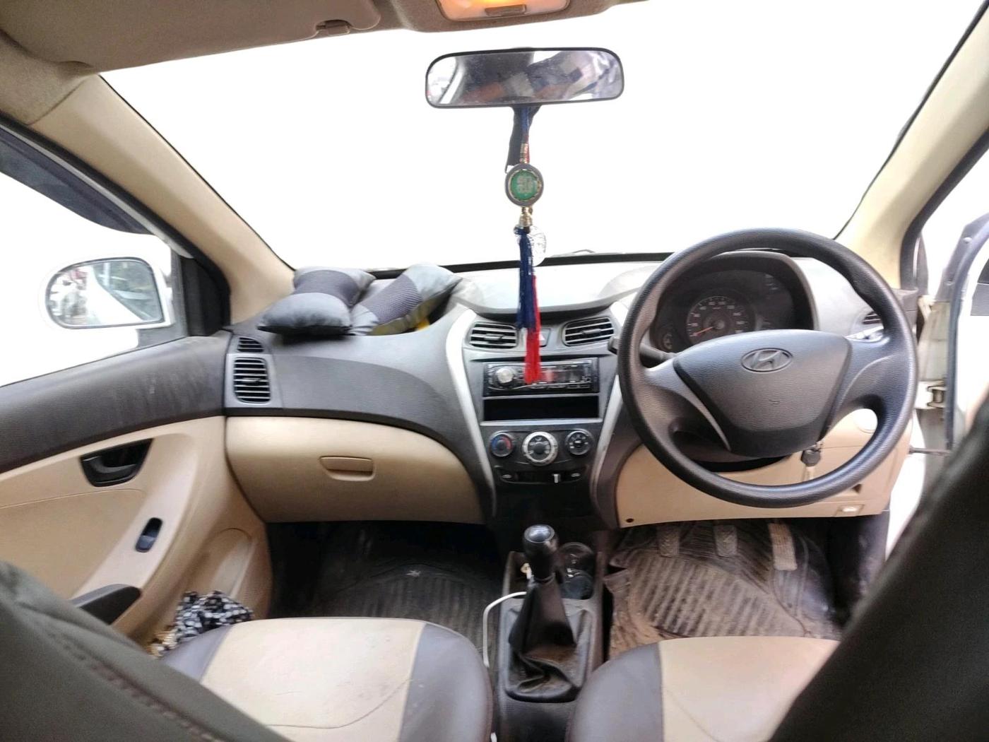 2016 Hyundai Eon ERA +, Petrol, Manual, 44,398 km, interior
