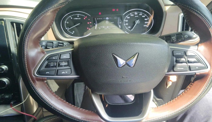 2023 Mahindra SCORPIO-N Z4 DIESEL AT 2WD 7 STR, Diesel, Automatic, 37,599 km, interior