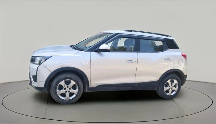 2020 Mahindra XUV300 W6 1.5 DIESEL, Diesel, Manual, 49,455 km, exterior