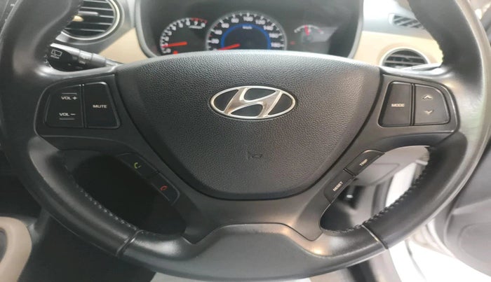 2015 Hyundai Grand i10 ASTA AT 1.2 KAPPA VTVT, Petrol, Automatic, 18,404 km, interior