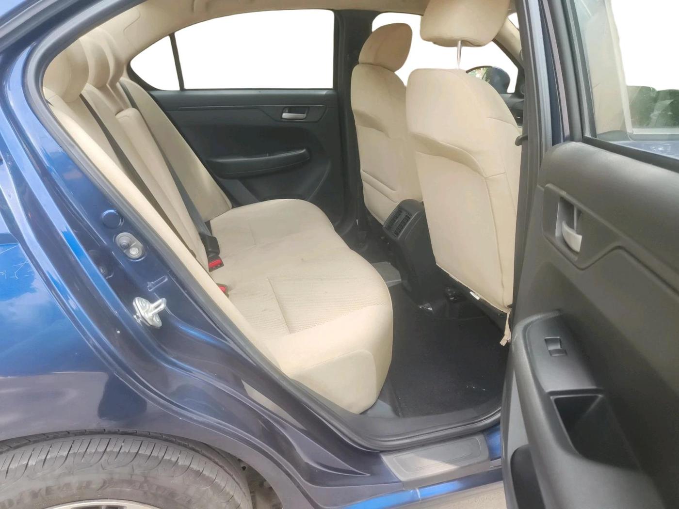2024 Honda Amaze ZX 1.2 Petrol MT, Petrol, Manual, 20,673 km, interior
