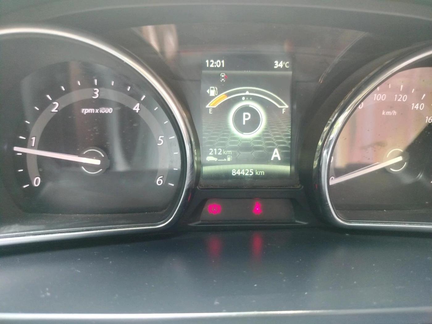 2017 Tata Hexa XTA 4X2 6 STR, Diesel, Automatic, 84,425 km, interior