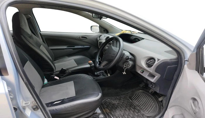2011 Toyota Etios G, CNG, Manual, 96,822 km, interior