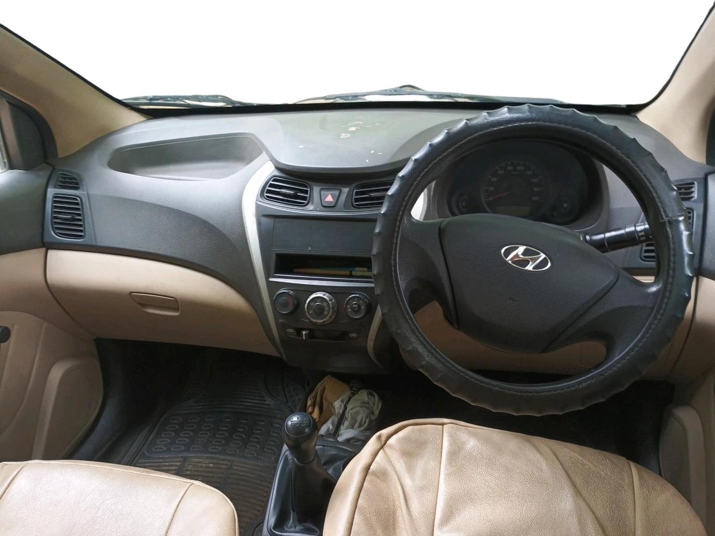 2011 Hyundai Eon ERA, Petrol, Manual, 15,607 km, interior