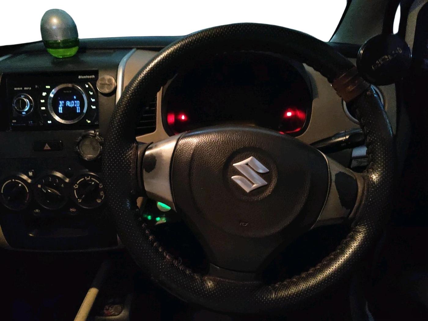 2017 Maruti Wagon R 1.0 LXI CNG, CNG, Manual, 66,029 km, interior