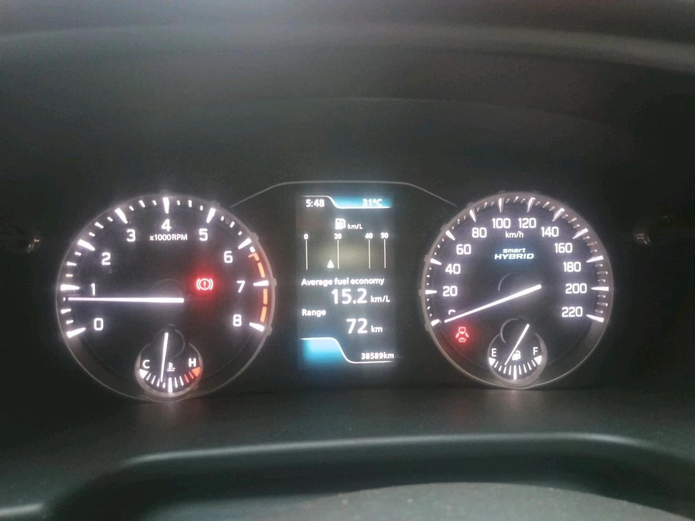 2022 Maruti BREZZA ZXI + SMART HYBRID, Petrol, Manual, 38,589 km, interior