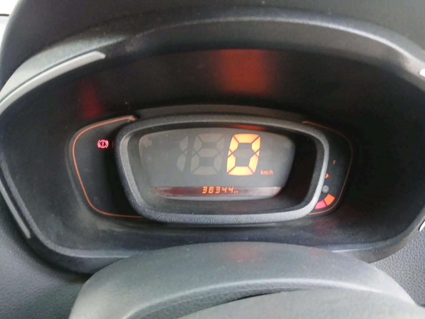 2016 Renault Kwid RXE, Petrol, Manual, 38,344 km, interior