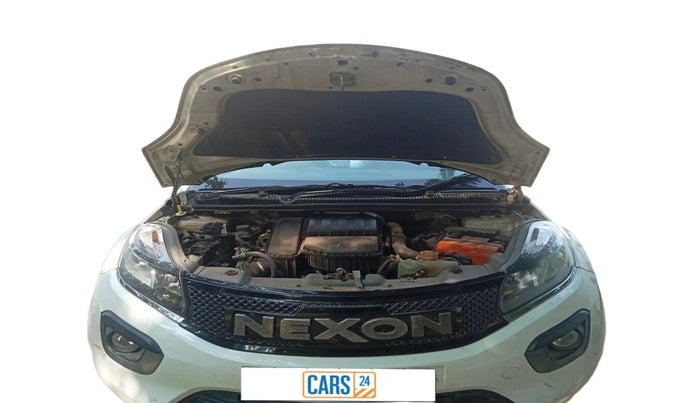 2019 Tata NEXON XMA DIESEL, Diesel, Automatic, 55,600 km, exterior