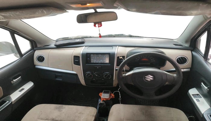 2017 Maruti Wagon R 1.0 LXI, CNG, Manual, 72,967 km, interior