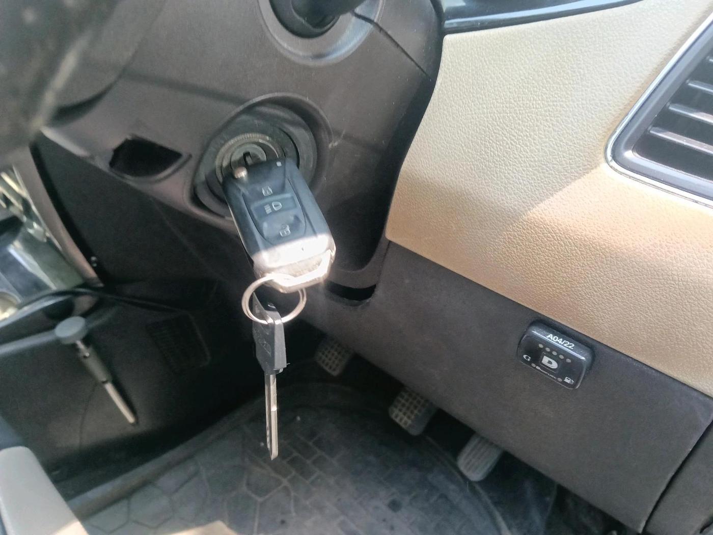 2015 Tata Zest XT PETROL, CNG, Manual, 84,670 km, interior