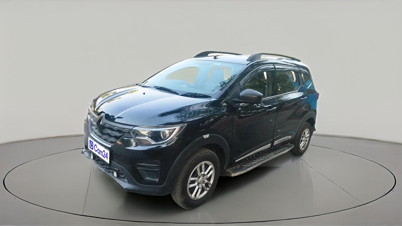 2024 Renault TRIBER RXL MT, Petrol, Manual, 18,076 km, exterior
