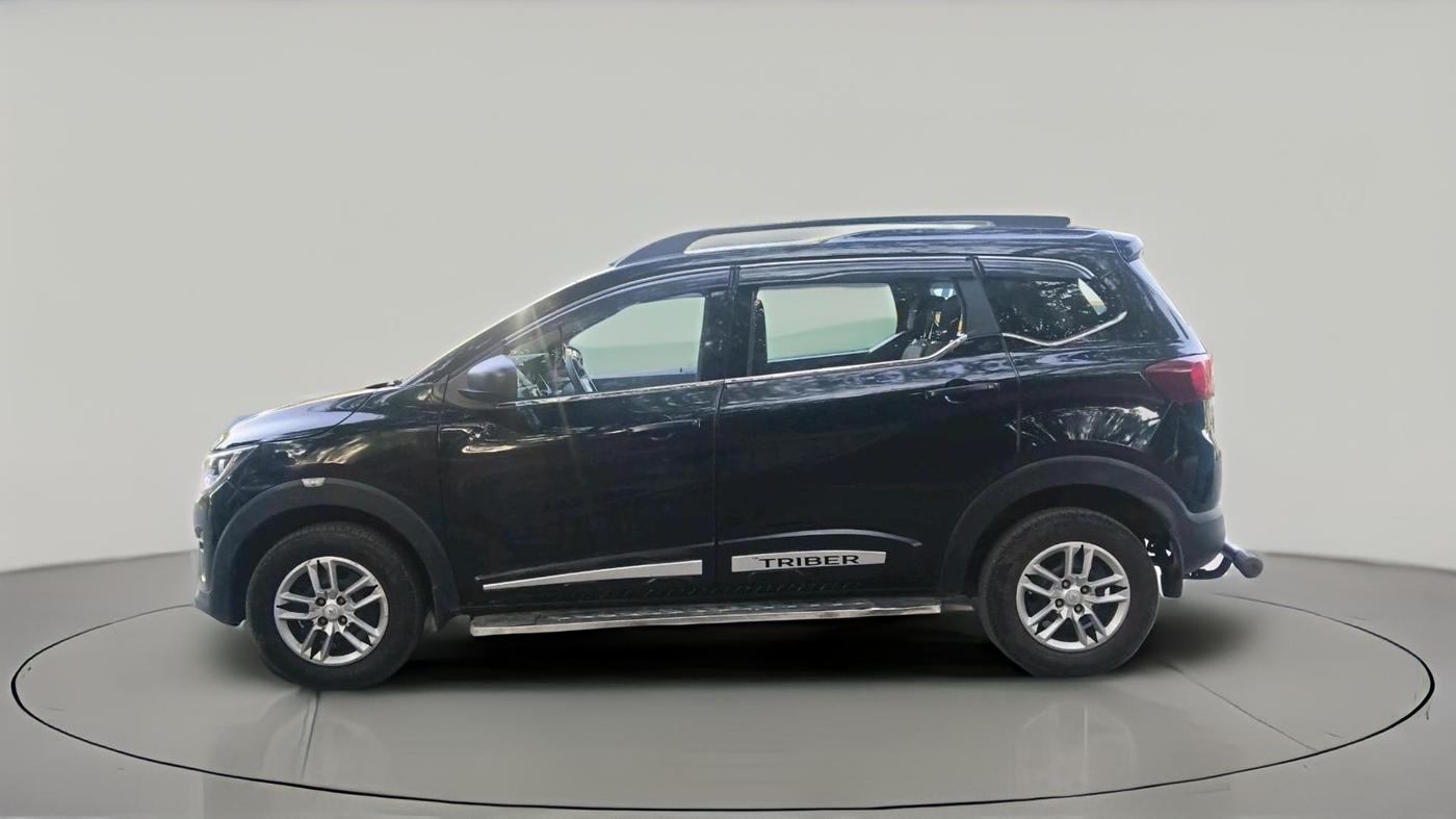 2024 Renault TRIBER RXL MT, Petrol, Manual, 18,076 km, exterior