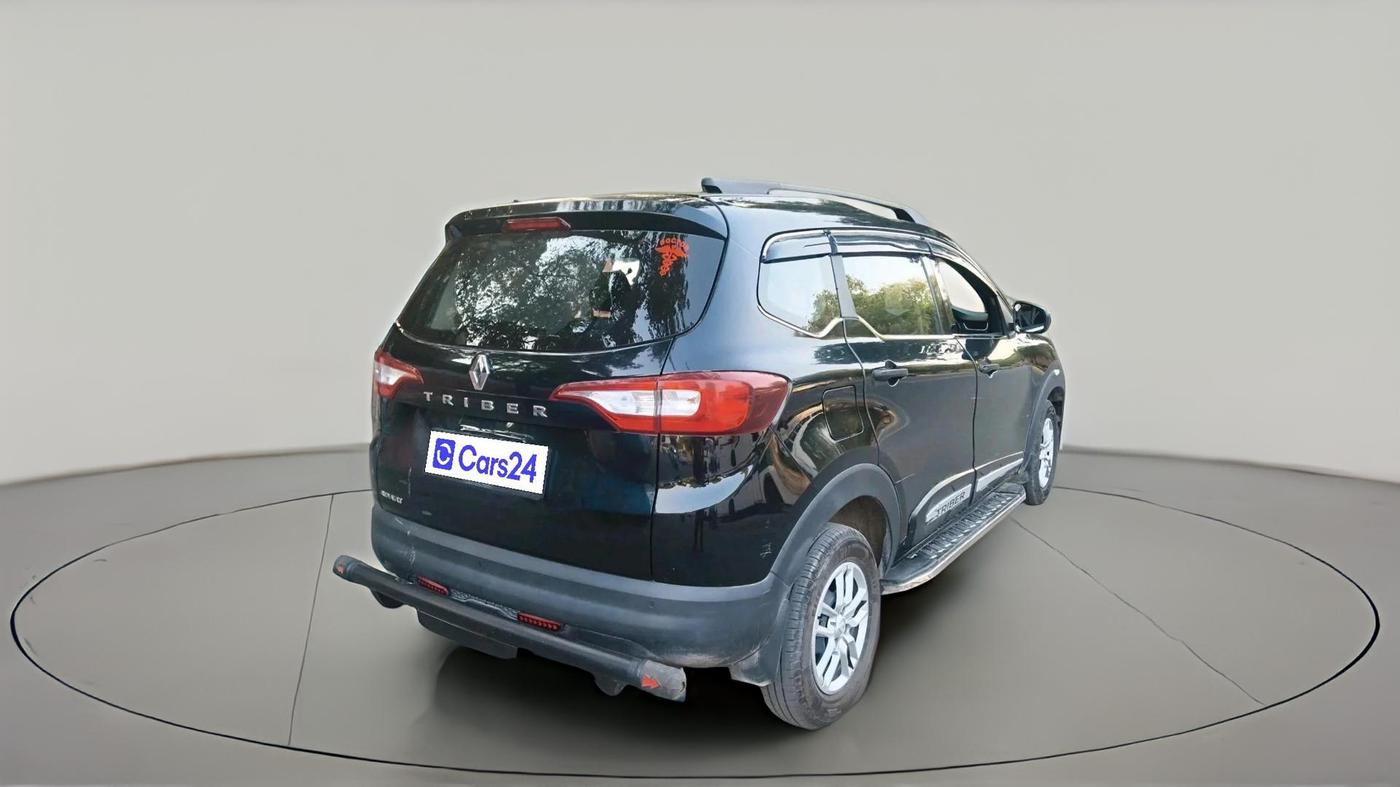 2024 Renault TRIBER RXL MT, Petrol, Manual, 18,076 km, exterior