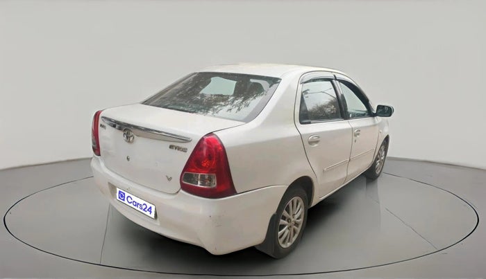 2011 Toyota Etios V, Petrol, Manual, 1,58,505 km, exterior