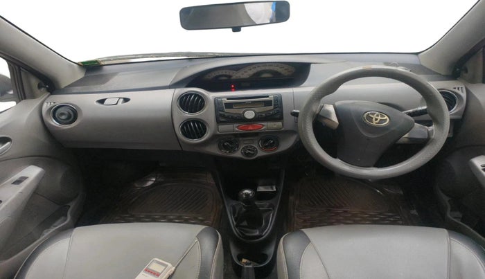 2011 Toyota Etios V, Petrol, Manual, 1,58,505 km, interior